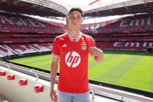 都体：尤文等豪门关注本菲卡17岁后卫福尔莫索，穆帅称他是新小麦