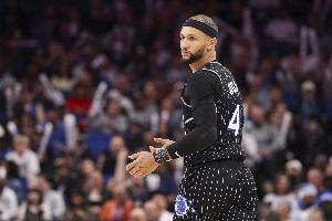 萨格斯谈臀部伤势：我也说不清怎么伤的 后续会弄清楚具体情况