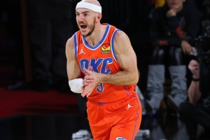 马刺雷霆NBA杯半决赛裁判报告：无错漏判 卡鲁索最后时刻没被犯规