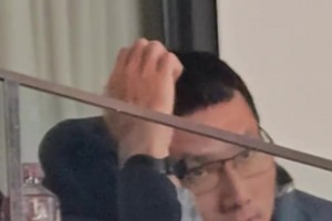 网友笑谈：在熊猫杯现场的邵佳一连夜辞职