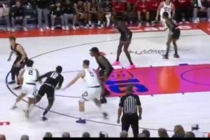 湖人不敌残阵老鹰，东契奇表现一般，看来还是不能缺少詹姆斯！