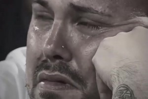 迷茫！国米欧冠决赛惨败大巴黎时的蓝黑众生相