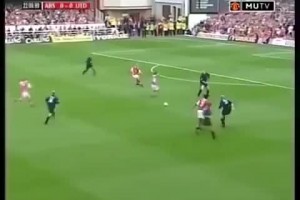 阿莱格里到场观看辛纳和兹维列夫之间的ATP总决赛比赛