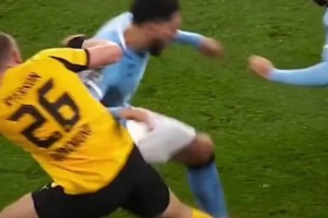 又帅有型还优雅！拜仁球迷：这样的奥利塞，谁看了不迷糊啊！