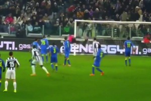 董路：国青球员拔角旗杆不奇怪，当年国安19岁小球员不会头球