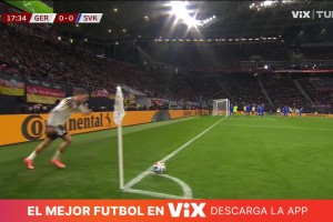 荷兰1-0领先！德容直塞助攻，赖因德斯小角度推射破门