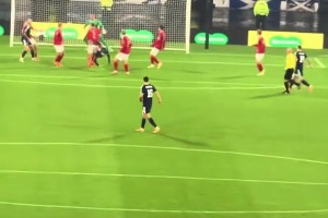 明智之选！华裔球员陈达毅将参加世界杯，要是当时选择加入国足…