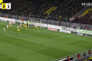 翁达夫背身接球外脚背拨射破门得手，斯图加特扳回一球