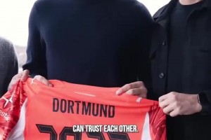 詹俊：萨拉赫的时代可能要画上句号了，不理解斯洛特不重用基耶萨