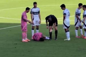 梅西和穆勒看到德保罗假装受伤都笑了