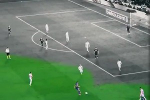 是真拼命！胡兆军拼至受伤下场休息，老甲A比赛如此激烈