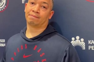 詹姆斯：2018年是我职业生涯的巅峰，攻防两端我都没什么弱点