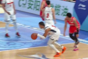 “18岁的王洪泽有点年轻杜指导的感觉了”