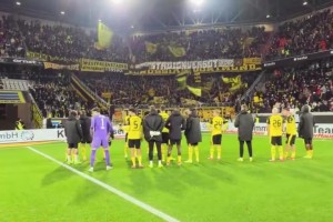 刹车！多特25年德甲最后一个客场战平弗莱堡，赛后安抚球迷环节！