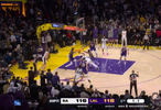 马刺vs湖人L2M：马刺0.4秒误获球权尚帕尼造犯规罚球失手未绝平