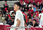 砍52+8仍无缘奖牌，男篮新星落泪，骨折归来已足够优秀