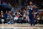 又是后程发力？米切尔首节9分钟5中2&三分3中1拿到5分3助